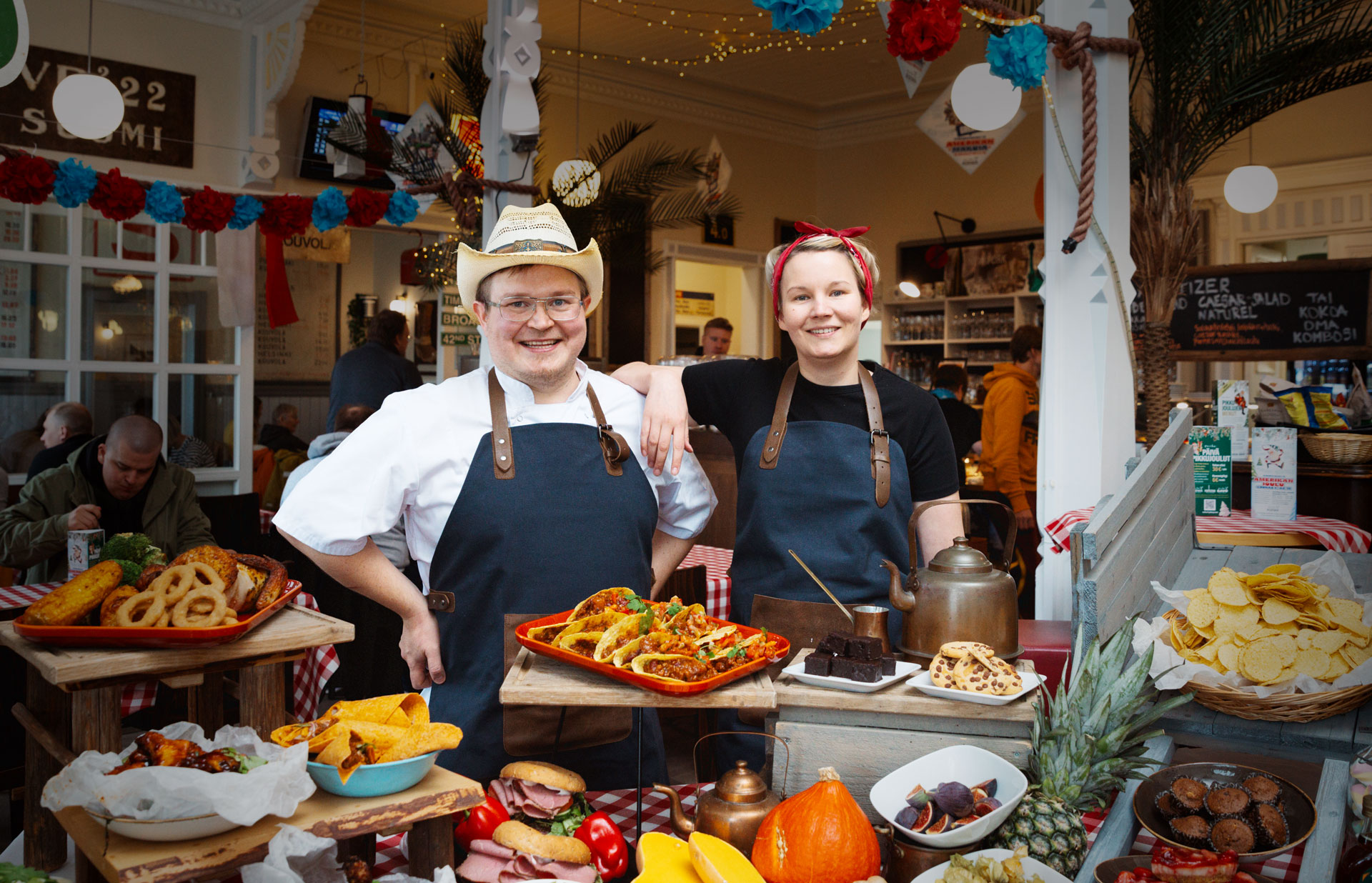 Vaiha-ravintolaketjun yrittäjät Anna-Kaisa Hasanen ja Teemu Kaijanen.